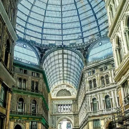 شقة Sottosopra Chiaia