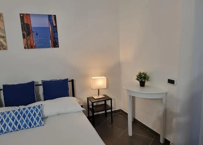 Sottosopra Chiaia * Неаполь