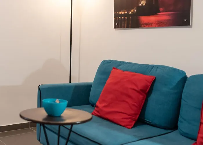 Апартаменты Sottosopra Chiaia Неаполь