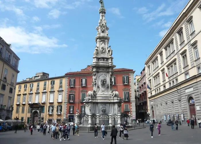 Sottosopra Chiaia * Неаполь