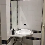 Sottosopra Chiaia * Νάπολη