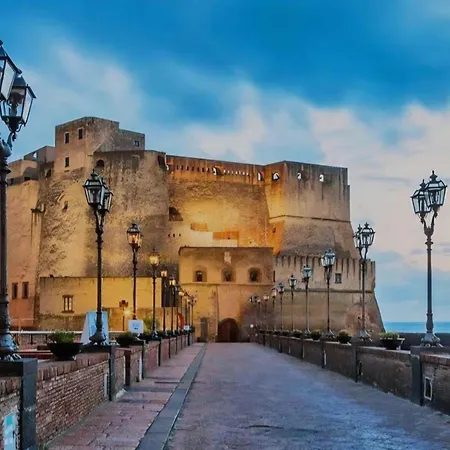 Daire Sottosopra Chiaia Napoli